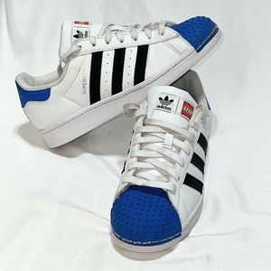 Adidas Superstar J x LEGO [H03954] White/Black/Blue Men’s Size 7 / Women 8.5